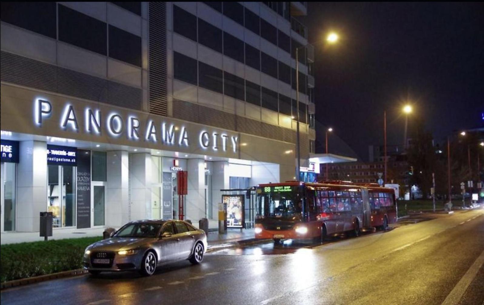 Magna Vita Apartment Bratislava Bagian luar foto