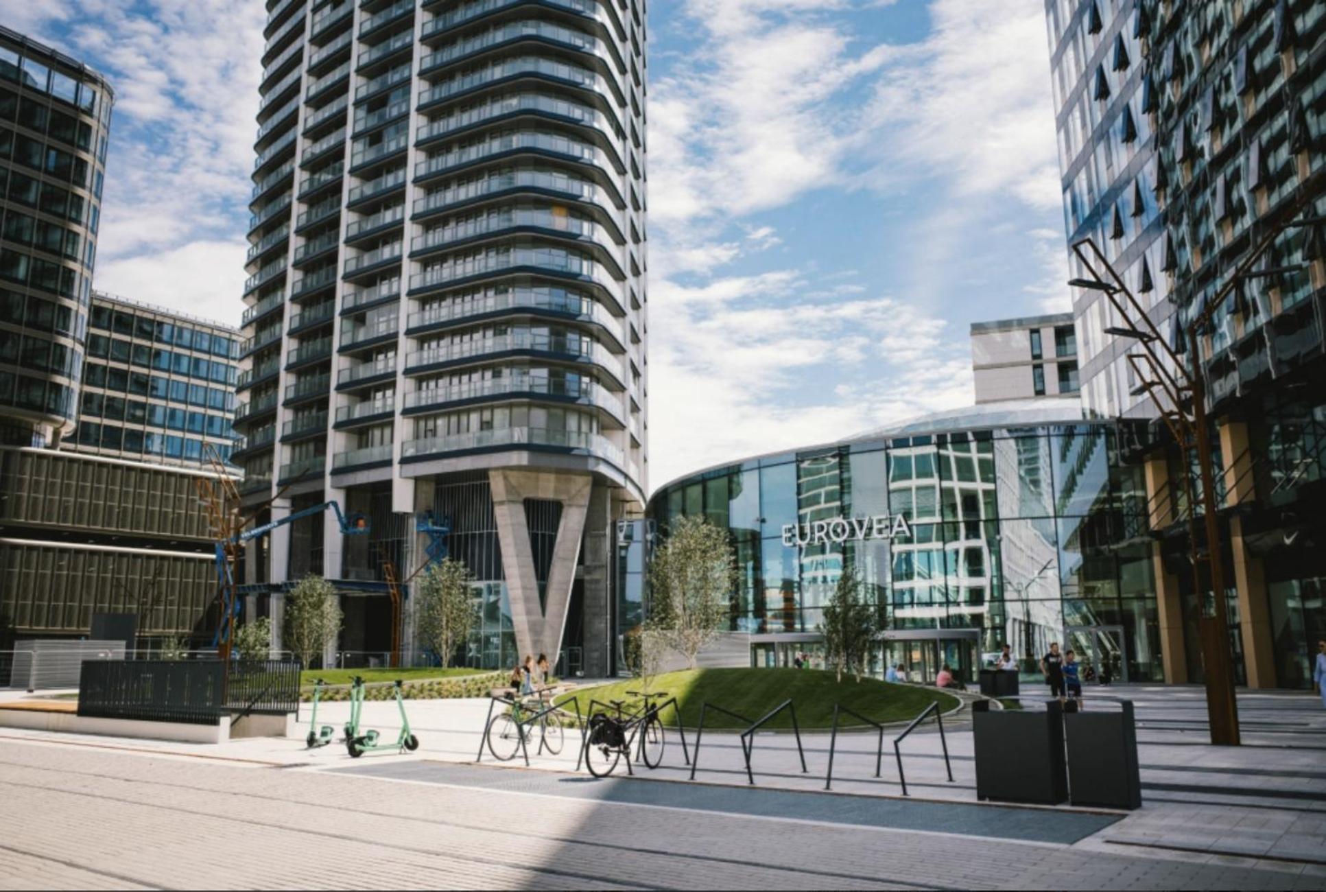 Magna Vita Apartment Bratislava Bagian luar foto