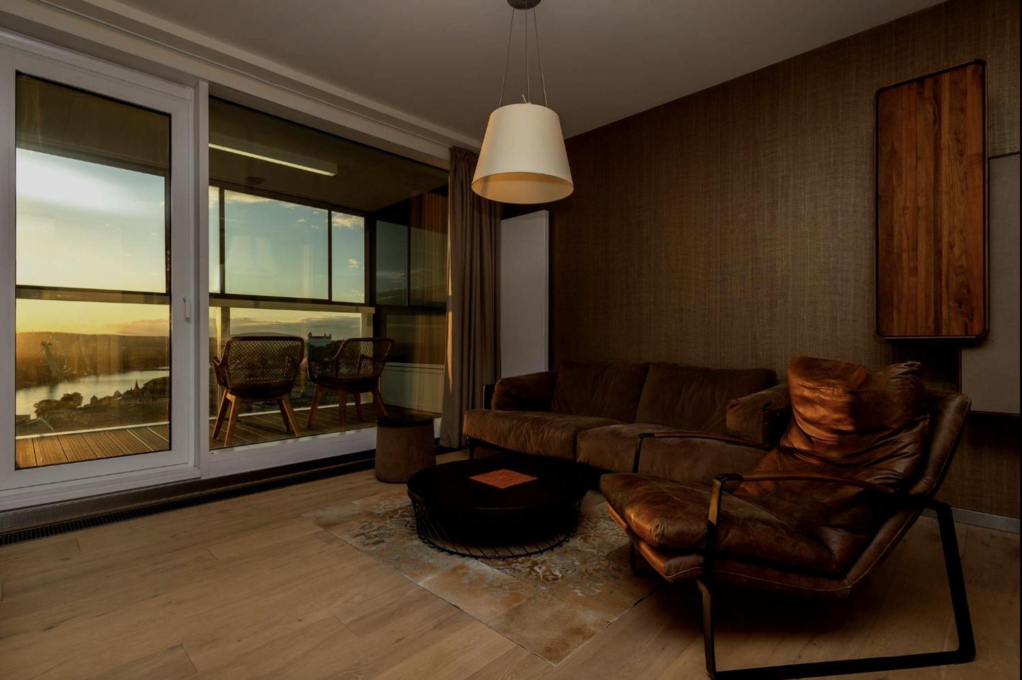 Magna Vita Apartment Bratislava Bagian luar foto